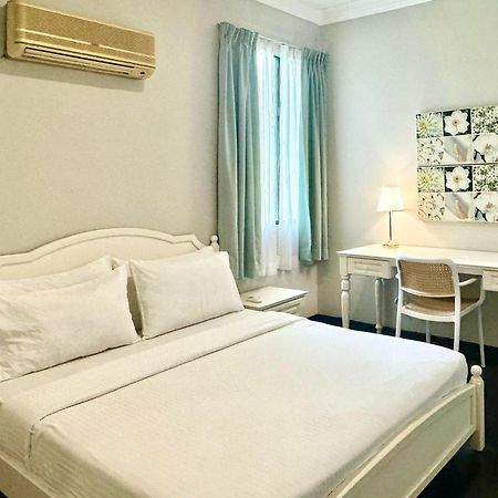 Century Bay Private Residences Sungai Dua Bukit Exterior photo