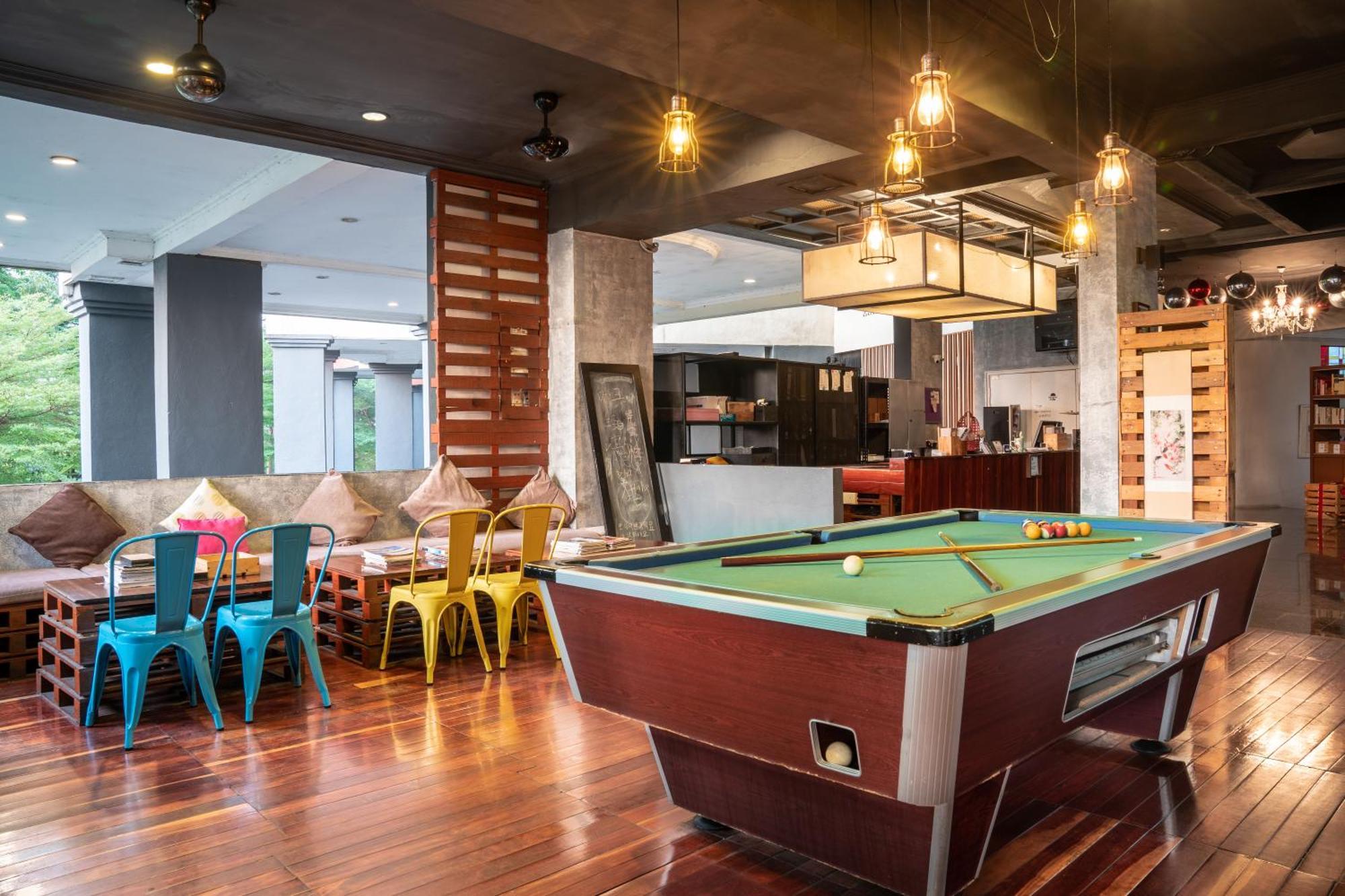 Century Bay Private Residences Sungai Dua Bukit Exterior photo