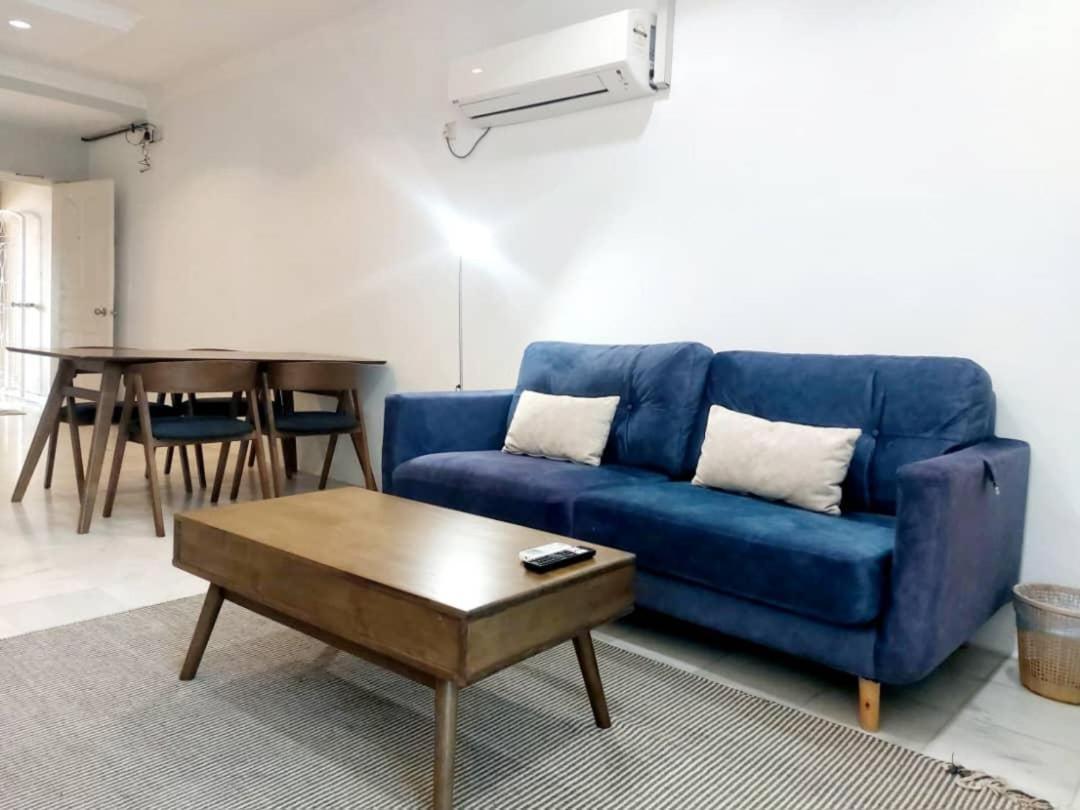 Century Bay Private Residences Sungai Dua Bukit Exterior photo