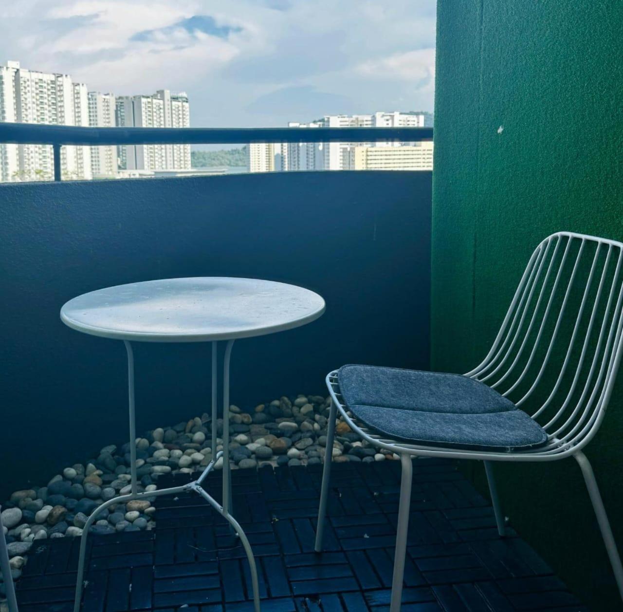 Century Bay Private Residences Sungai Dua Bukit Exterior photo